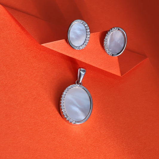 Sterling Silver Oval Shell Pendant Set