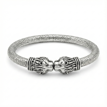Simha Regal Silver Kada