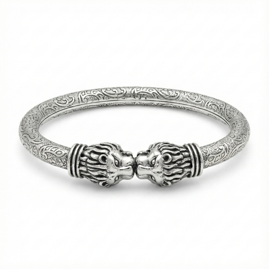Simha Regal Silver Kada
