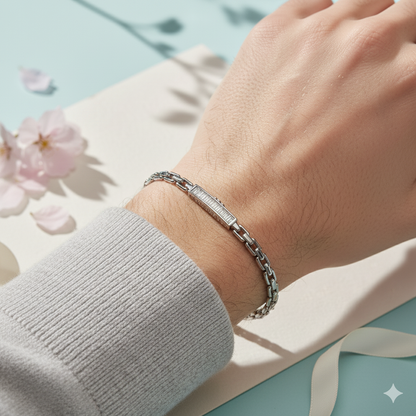 The Linear Luxe Bracelet