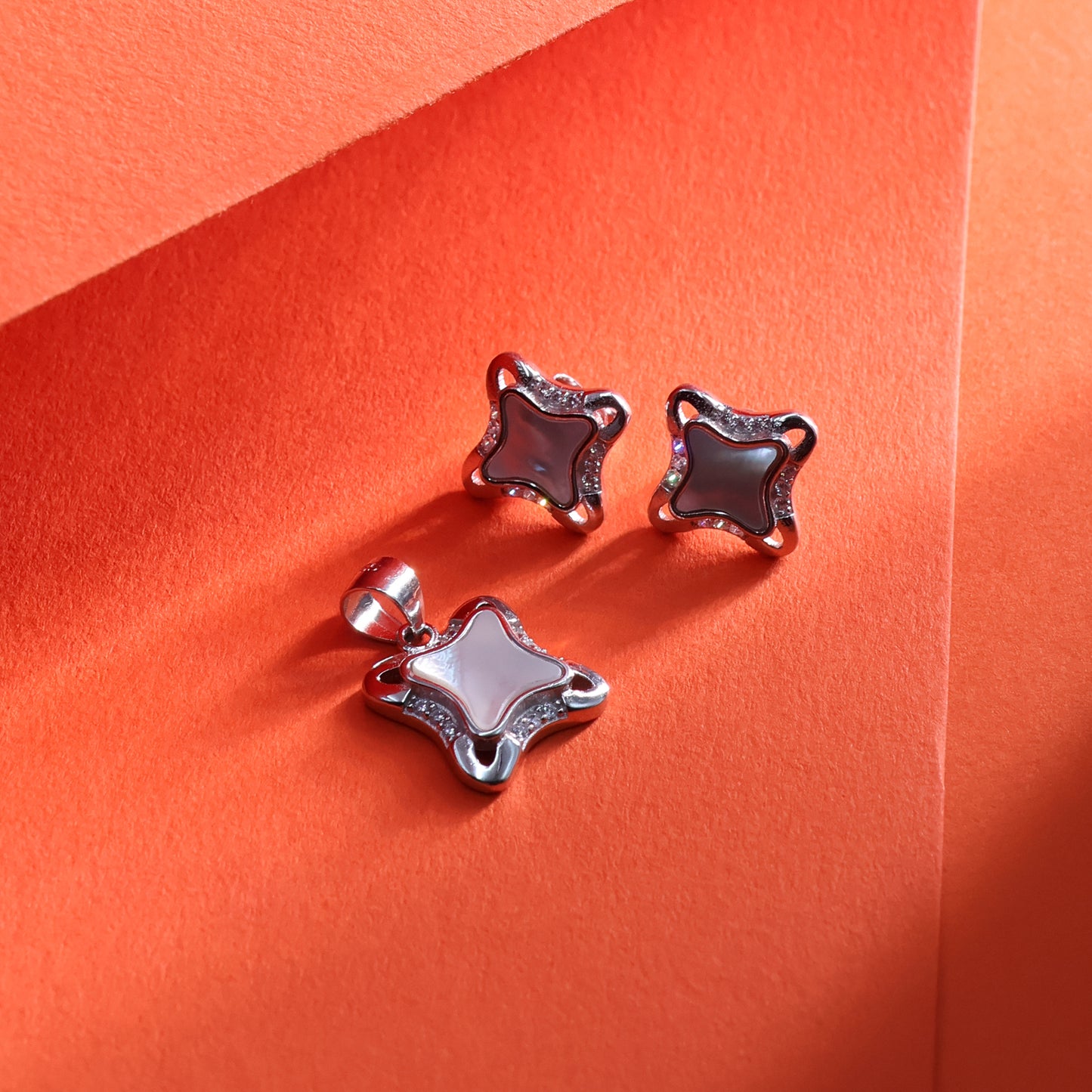 Celeste Starshine Pendant Set