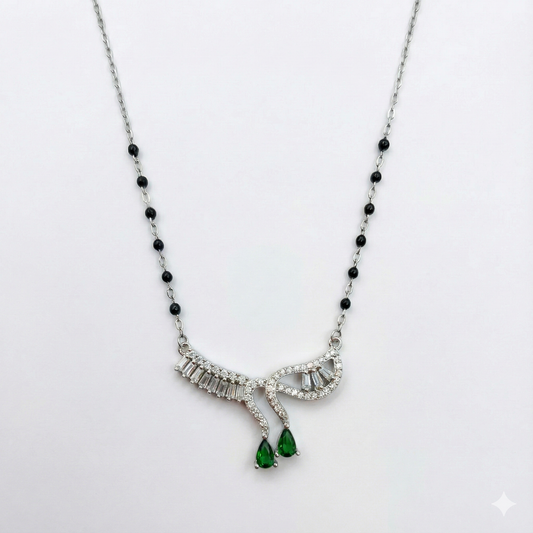 Harita Vevra Flow Mangalsutra Pendant