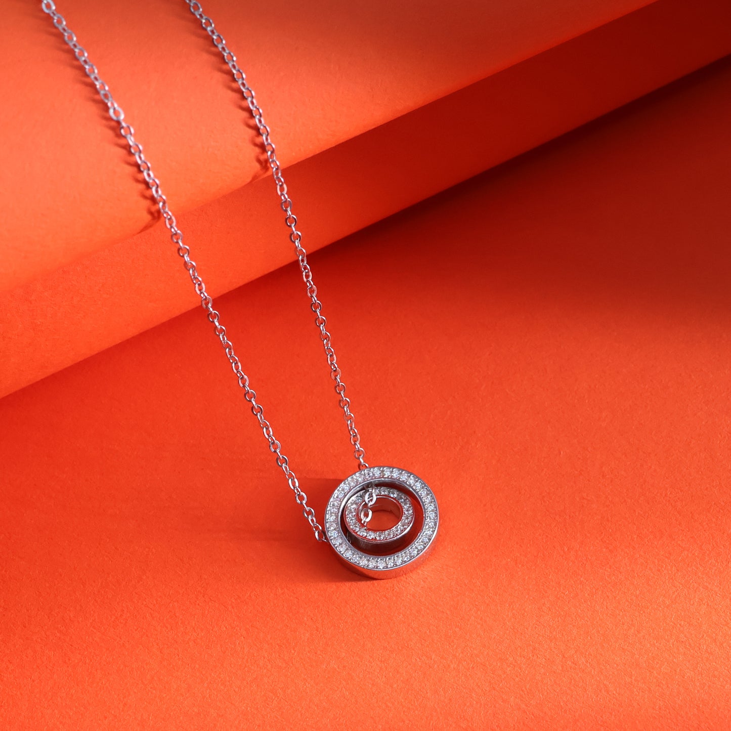 Orbit Spark Chain Pendant