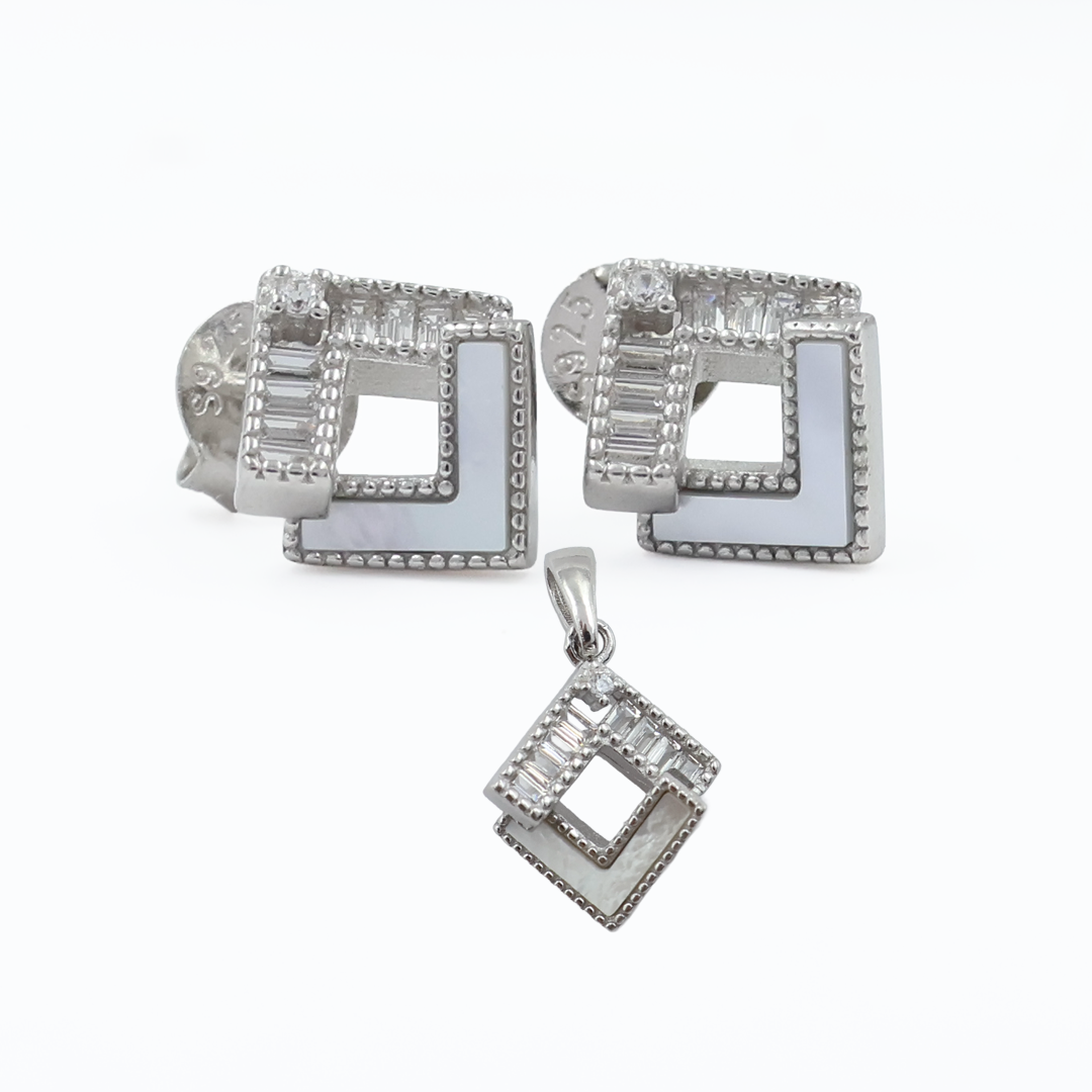 Twin Square Harmony Pendant Set