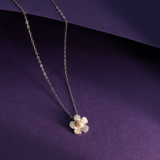 Blooming Pearl Chain Pendant